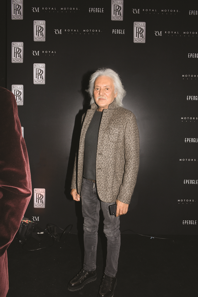 LÜKSÜN ZİRVESİNDE GÖRSEL ŞÖLEN