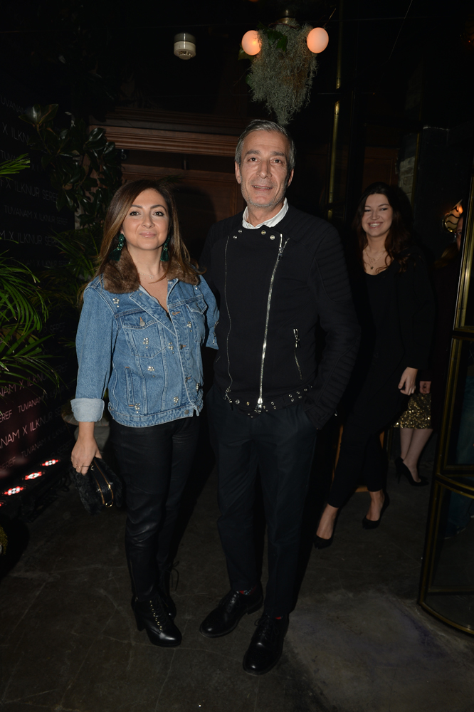 KOLEKSİYONU PARTİYLE TANITTI