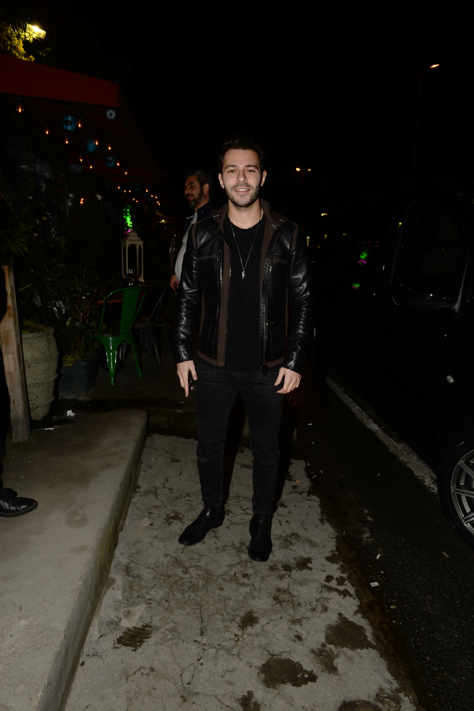 KOLEKSİYONU PARTİYLE TANITTI