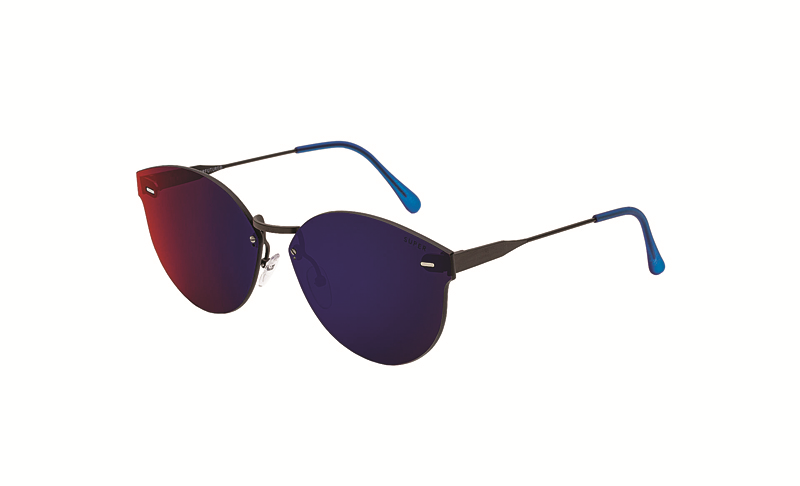 RENKLİ VE İDDİALI ERKEK STİLLERİ