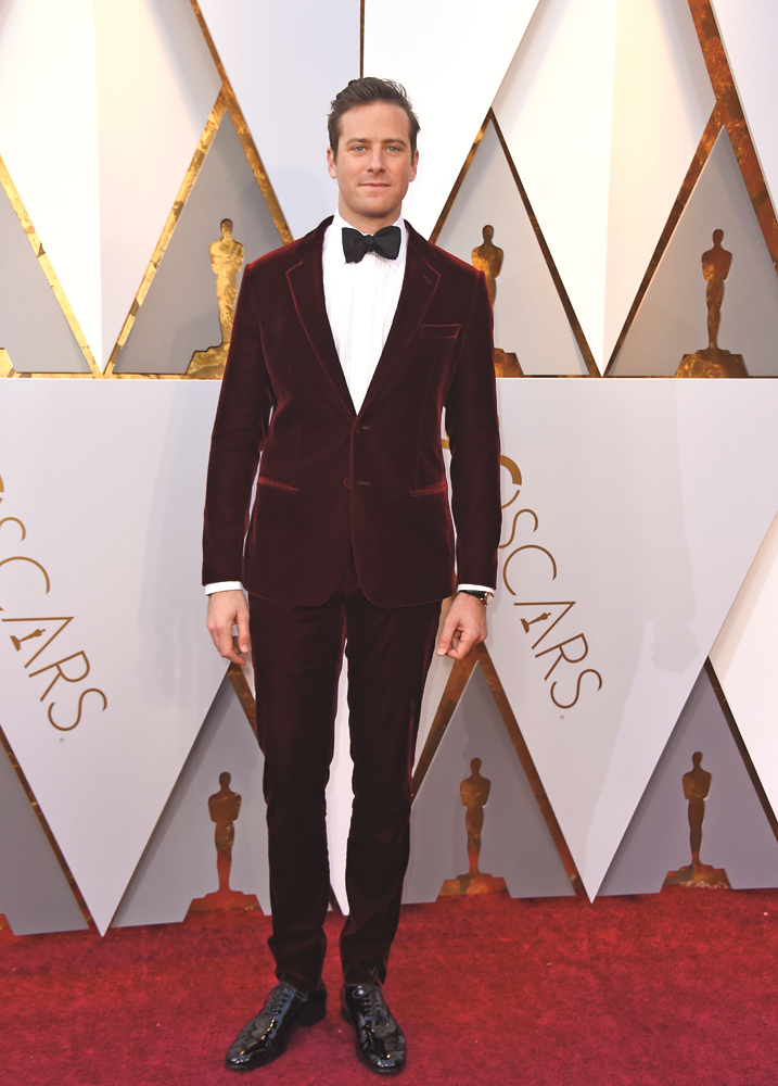 RENKLİ VE İDDİALI ERKEK STİLLERİ