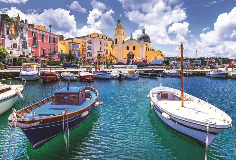 HAFTANIN TASARIMCISI DİLEK HANİF