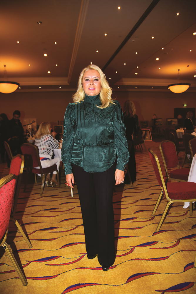 MEHMETÇİK VAKFI YARARINA  MÜZAYEDE