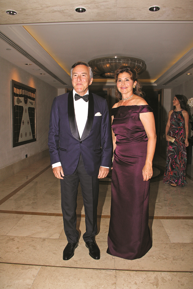 LARA ERSU VE CEM ÖZSÜER EVLENDİ