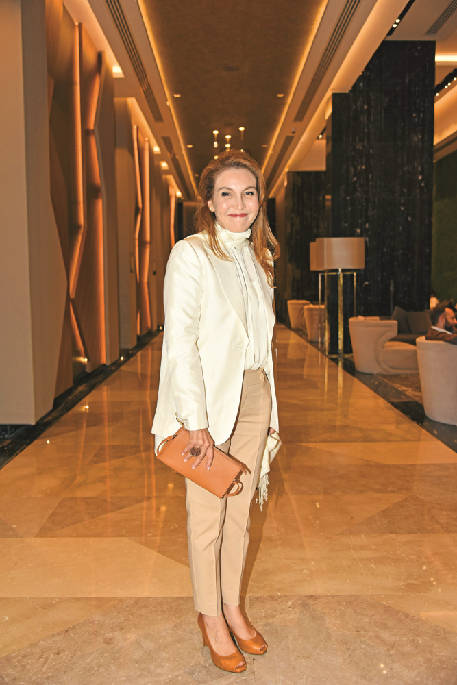 FERYAL GÜLMANIN İFTAR YEMEĞİ