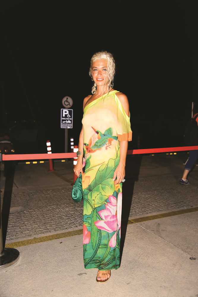 MONICA MOLINAYI İZLEDİLER