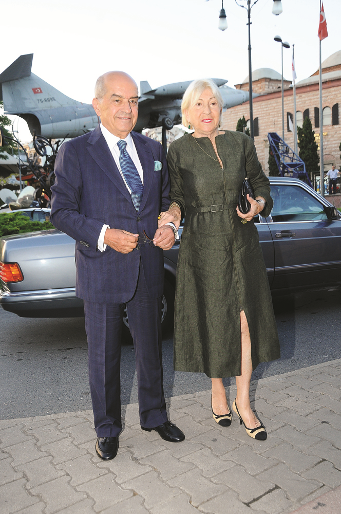 KOÇ AİLESİNİN İFTAR YEMEĞİ