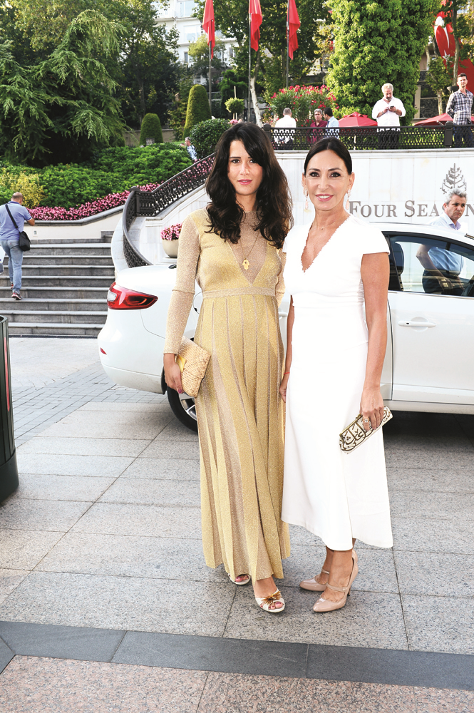 PIA HAKKO VE KERİM YEŞİL EVLENDİ