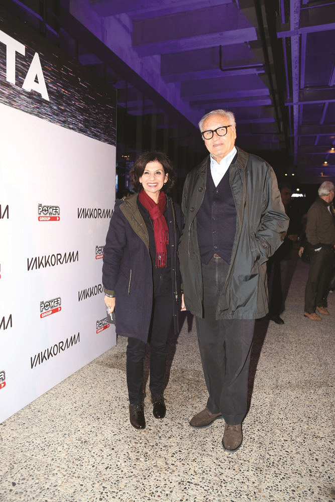 FUERZA BRUTA GÖSTERİSİ