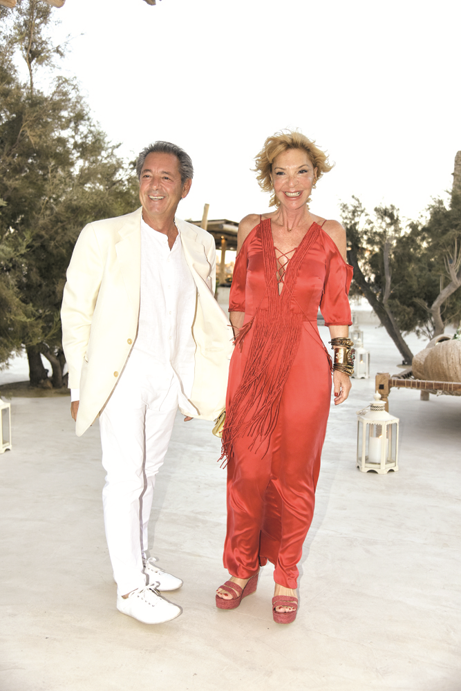 PIA HAKKO-KERİM YEŞİLİN MYKONOSTAKİ  DÜĞÜNLERİ