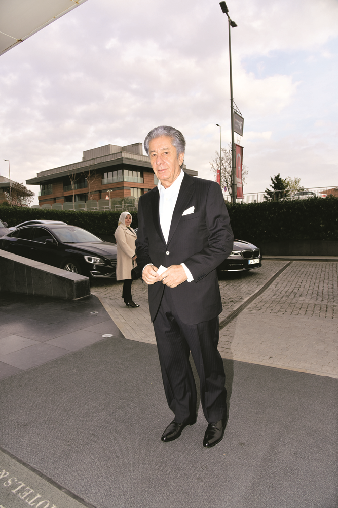 PELİN AKIN VE CEM BAVER ÖZALP EVLENDİ