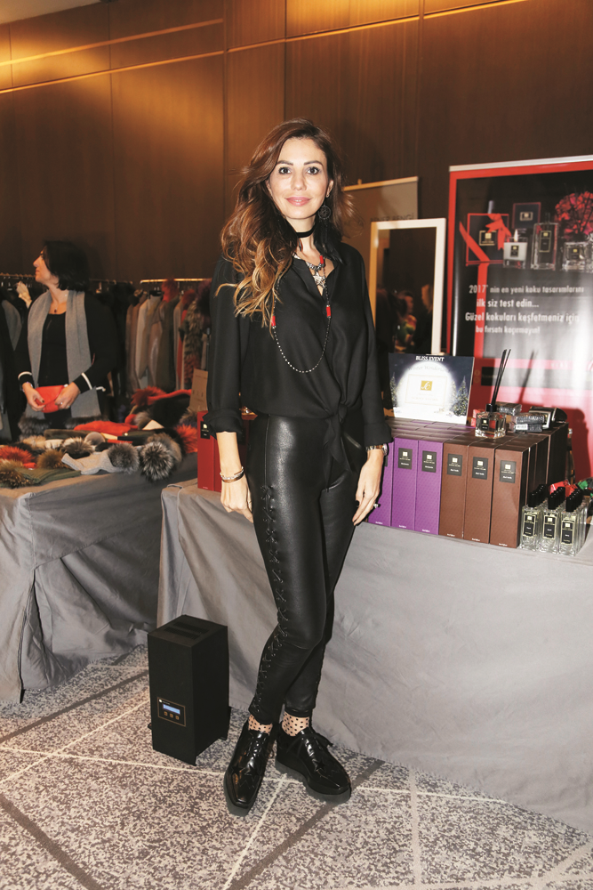 ALZHEIMER DERNEĞİ’NE DESTEK