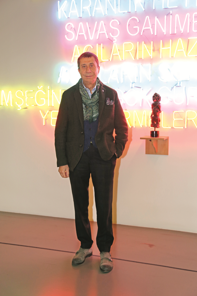 DENİZE UZANAN SERGİNİN AÇILIŞI