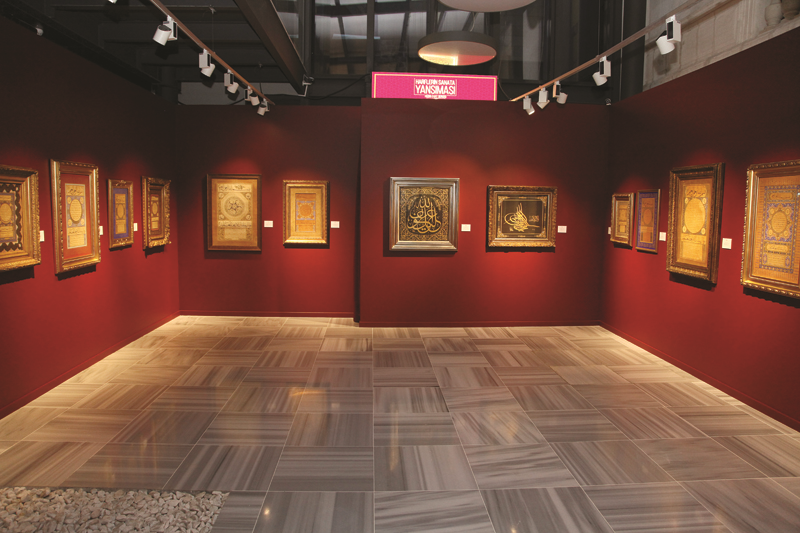 HAT KOLEKSİYONU BEYOĞLU’NDA