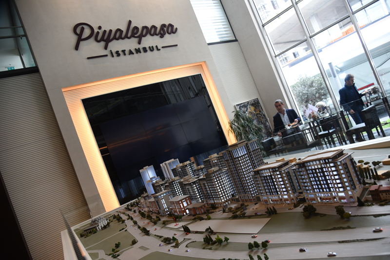 POLAT VE TEZMAN AİLELERİ BRUNCH VERDİ