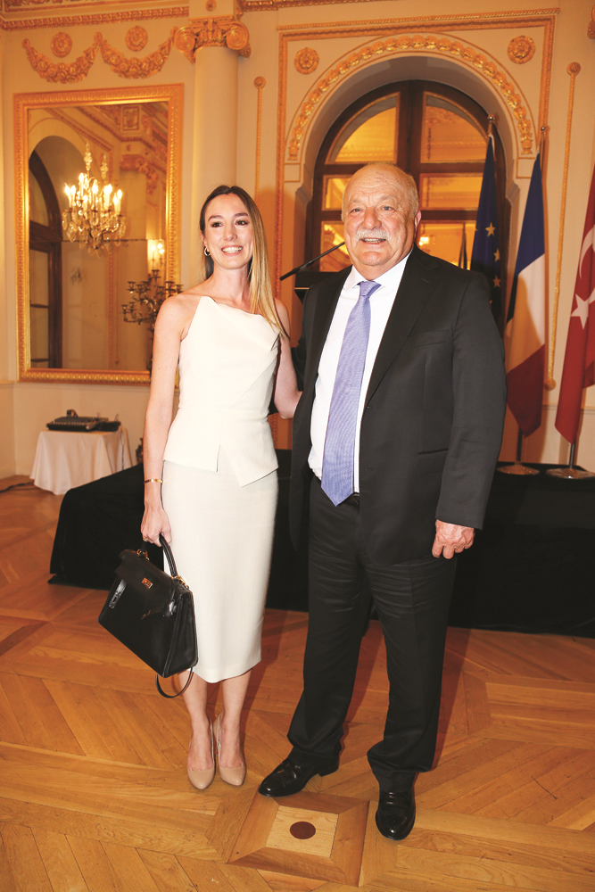 SANİ ŞENER’E, LEGION D’HONNEUR NİŞANI