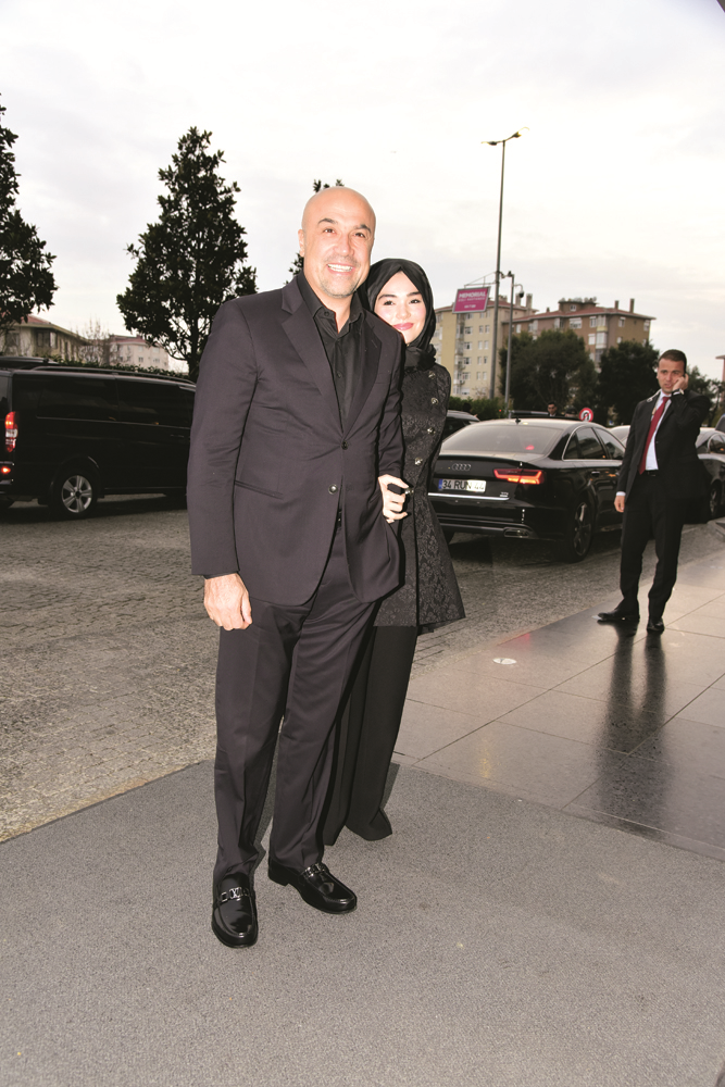 PELİN AKIN VE CEM BAVER ÖZALP EVLENDİ