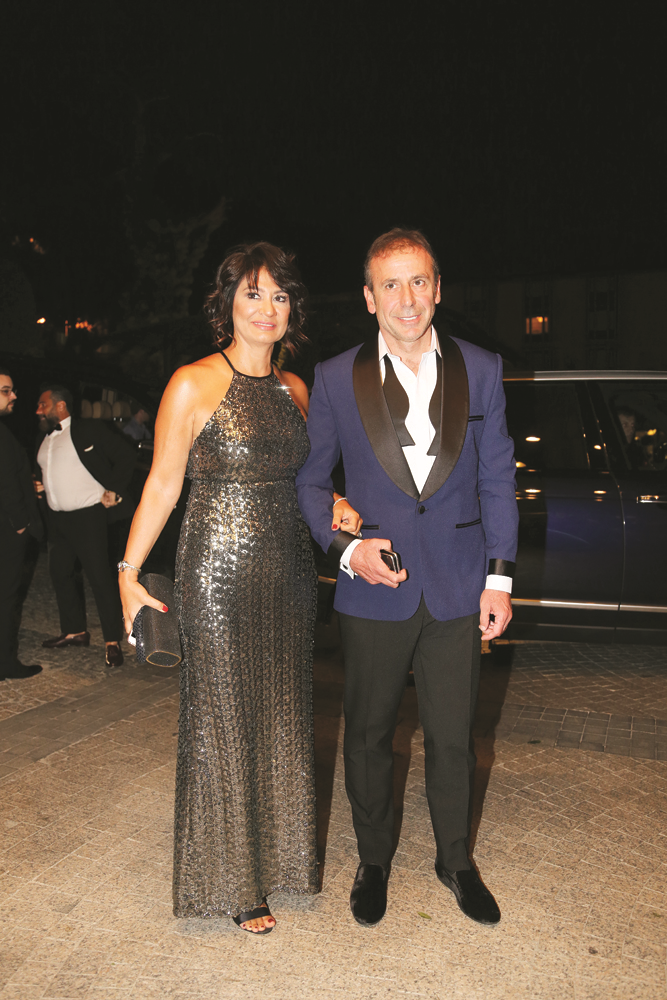 DENİZ EKŞİOĞLU VE ONUR ORAKÇIOĞLU EVLENDİ