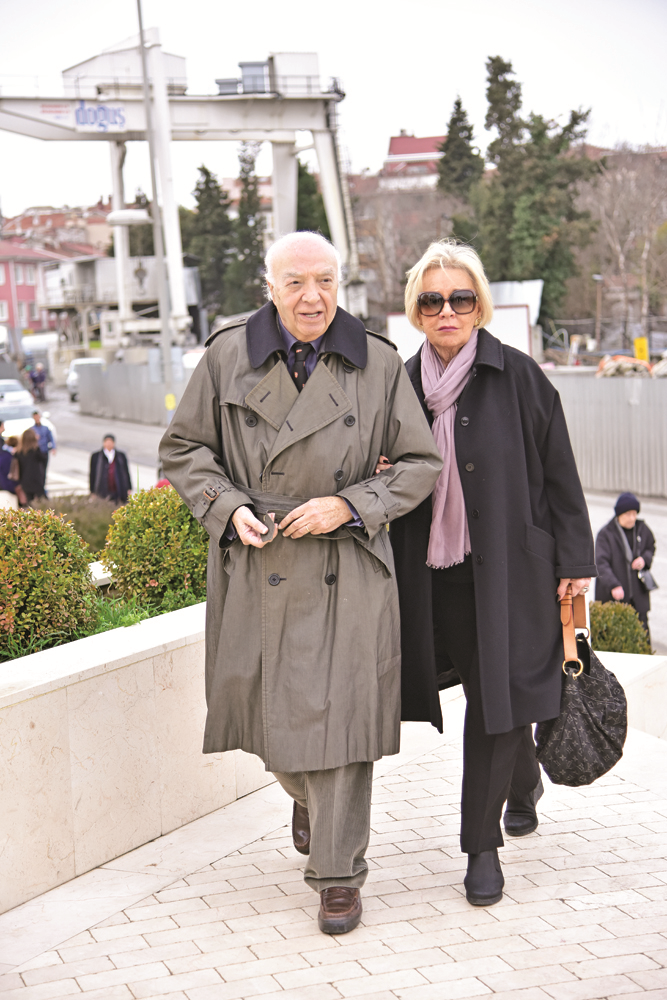 KERİM ÜSTÜNEL HAYATINI KAYBETTİ