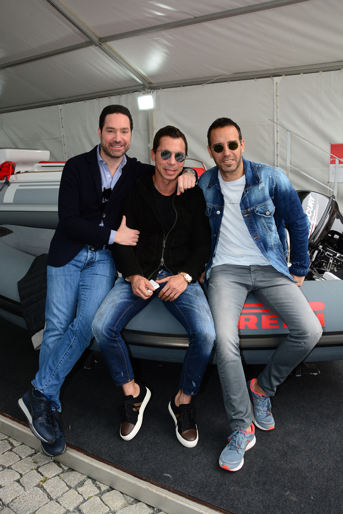 POLAT VE TEZMAN AİLELERİ BRUNCH VERDİ