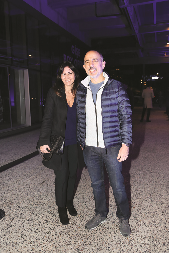 FUERZA BRUTA GÖSTERİSİ