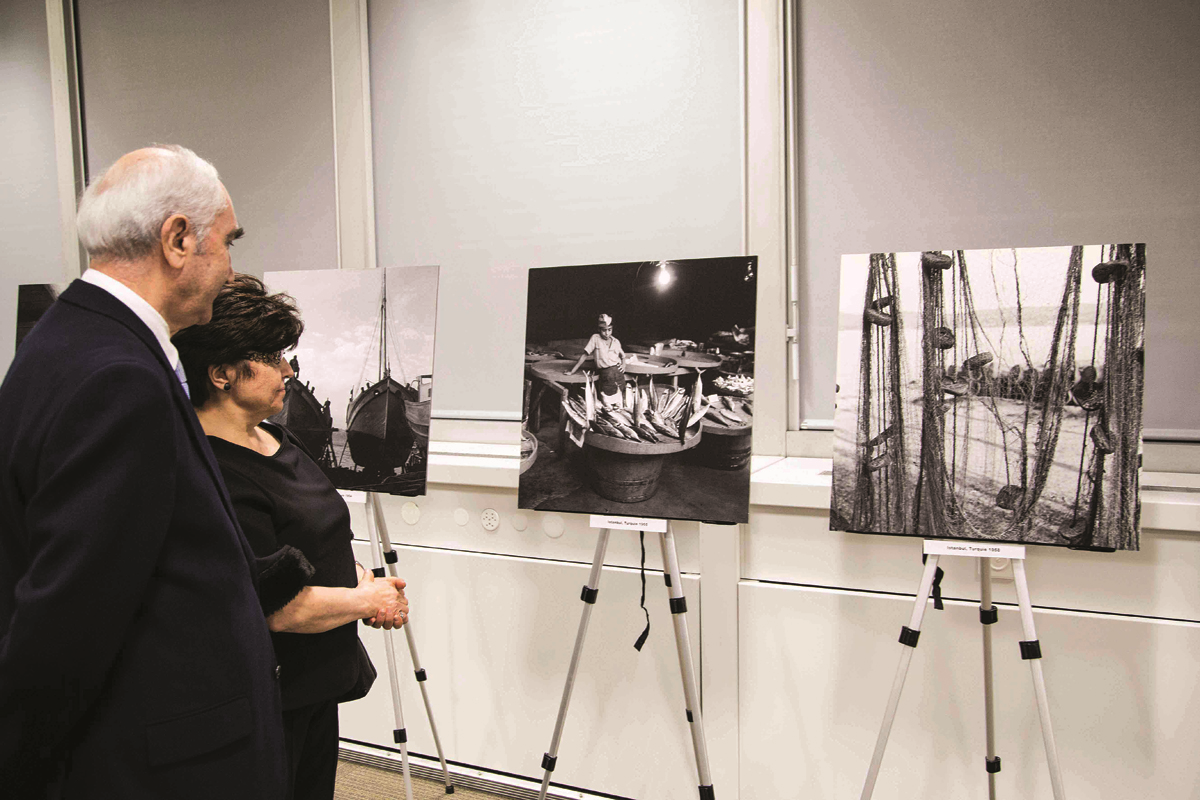 “ZAMANSIZ FOTOĞRAFLAR” SERGİSİ 