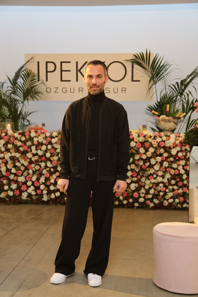 YENİ KOLEKSİYON TANITILDI