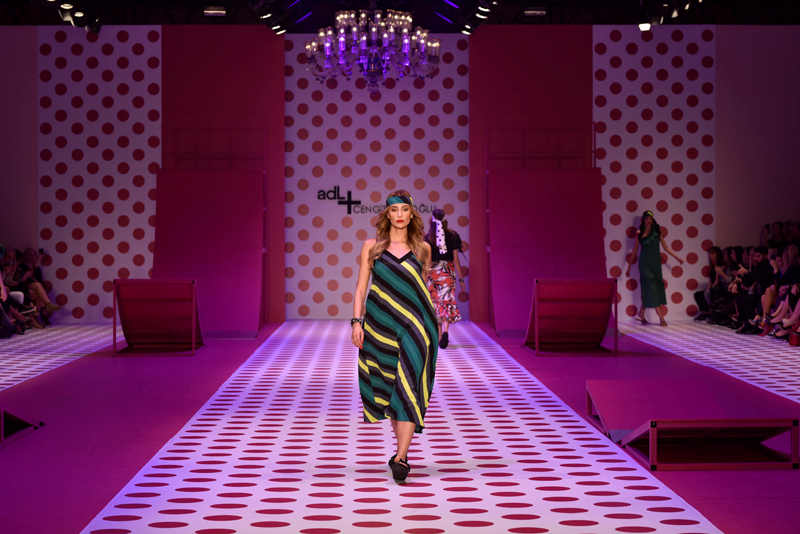 CENGİZ ABAZOĞLU DEFİLESİ