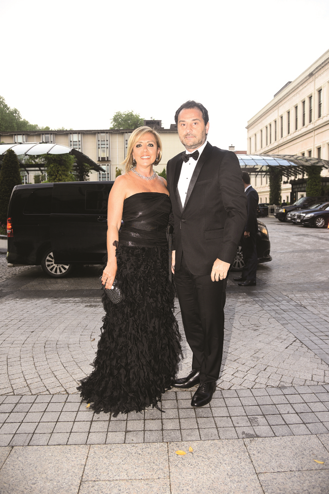 MİNA DİLBER VE SİNAN TEMO EVLENDİ