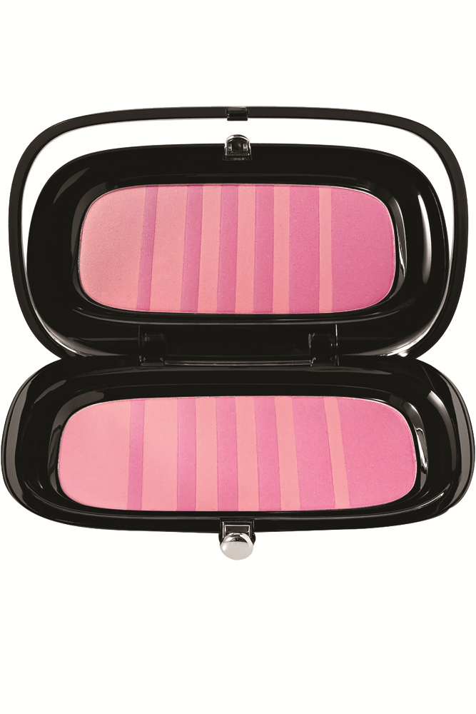 HOLLYWOOD YILDIZLARININ MAKYAJ SIRLARI