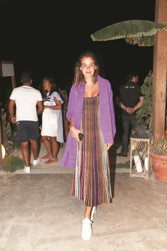 ÇEŞME’DE YUNAN RÜZGARI 