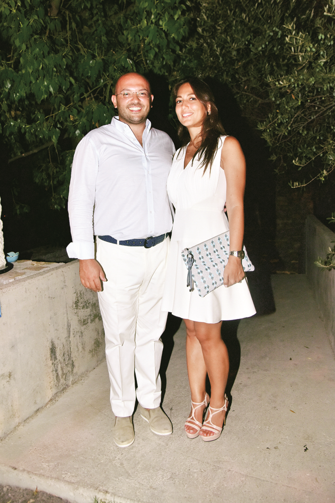 WHITE PARTY SÜRPRİZİ