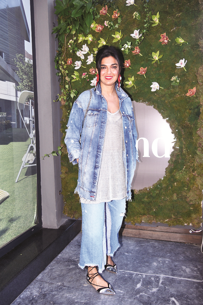 YAZA MERHABA DAVETİ