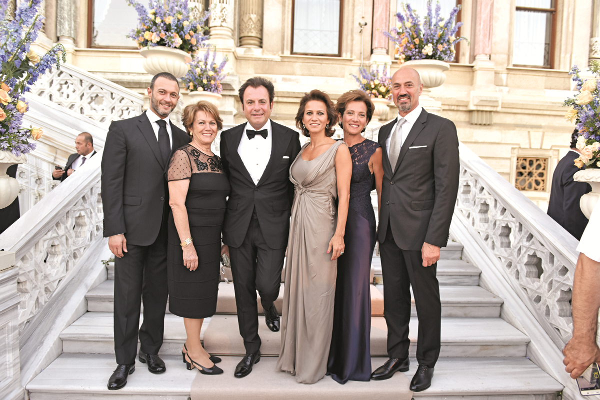 ÖMER GÜRSOY VE GÖKÇE ATAKAŞ EVLENDİ