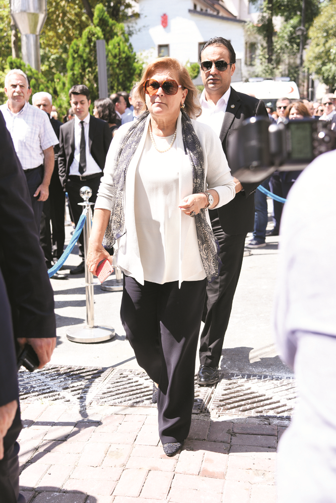 FEYYAZ BERKER SON YOLCULUĞUNA UĞURLANDI