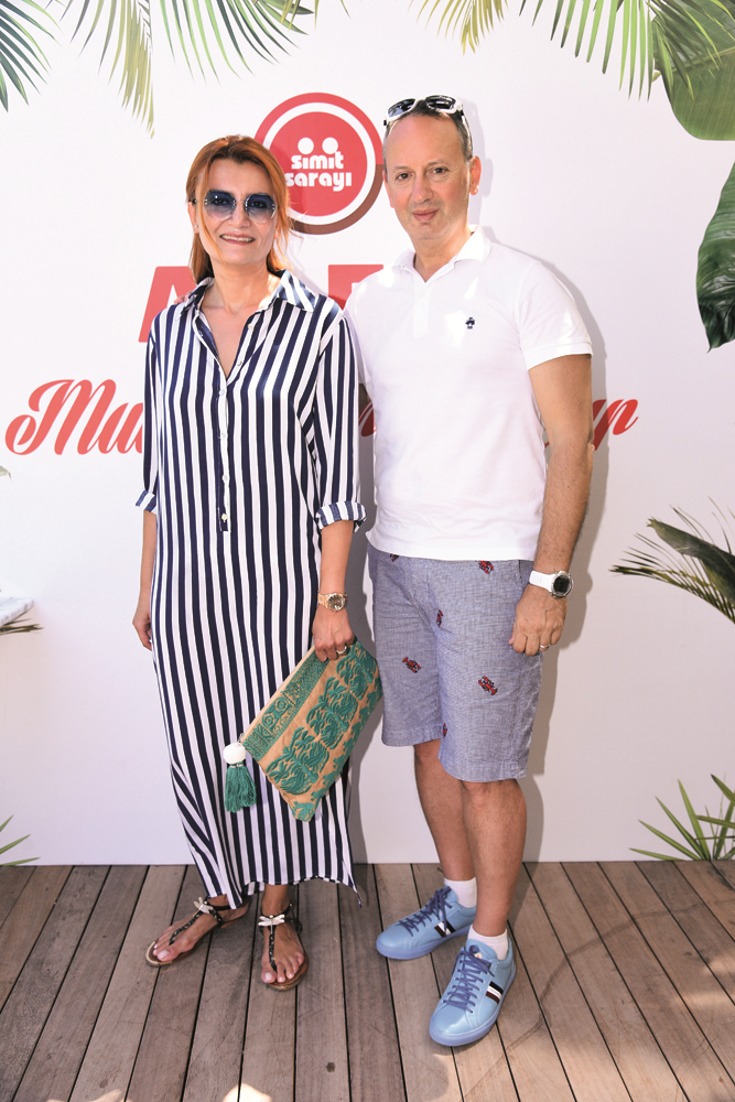 ALAÇATIDA MUTLU PAZAR KAHVALTISI