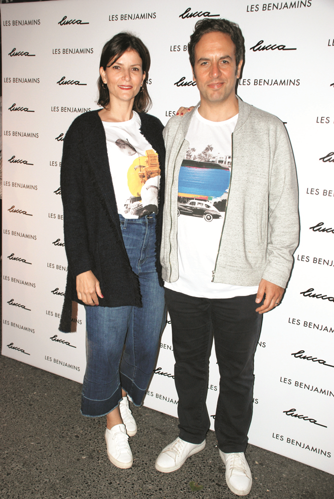 ÖZEL KOLEKSİYONA İKİ PARTİLİ TANITIM