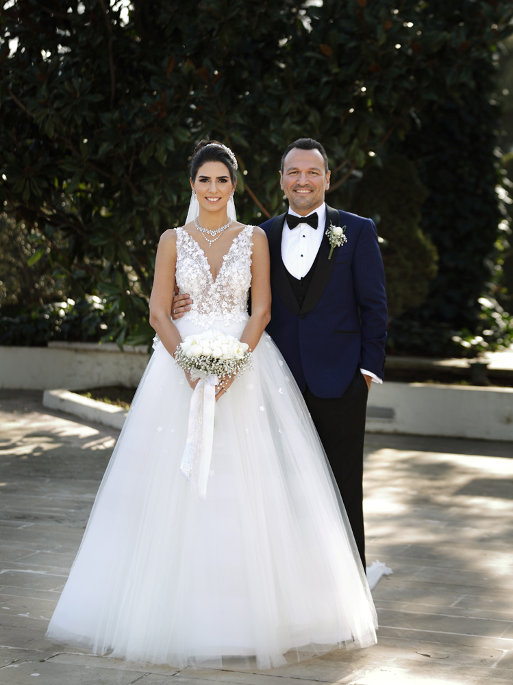 ALİ SUNAL VE NAZLI KURBANZADE EVLENDİ