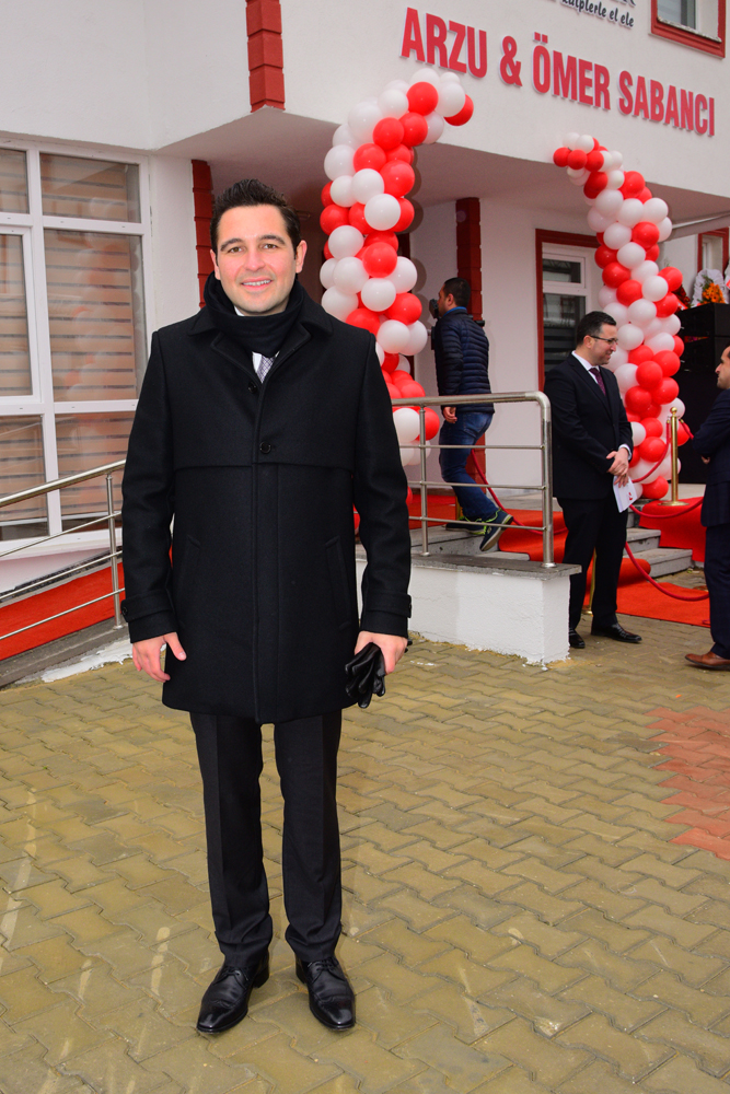 MİNİK KALPLER’DEN ÇOCUKLARA YUVA