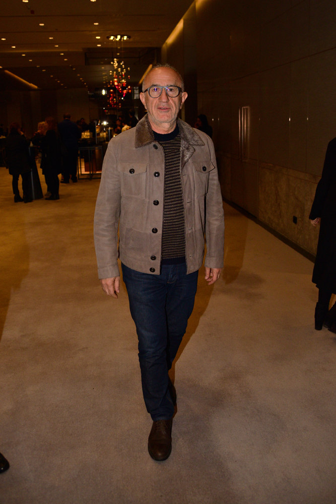 MİLYONLUK MÜZAYEDE’DE REKOR SATIŞLAR