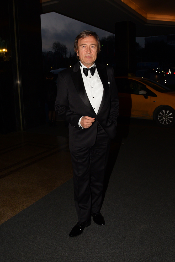 ALİ SUNAL VE NAZLI KURBANZADE EVLENDİ