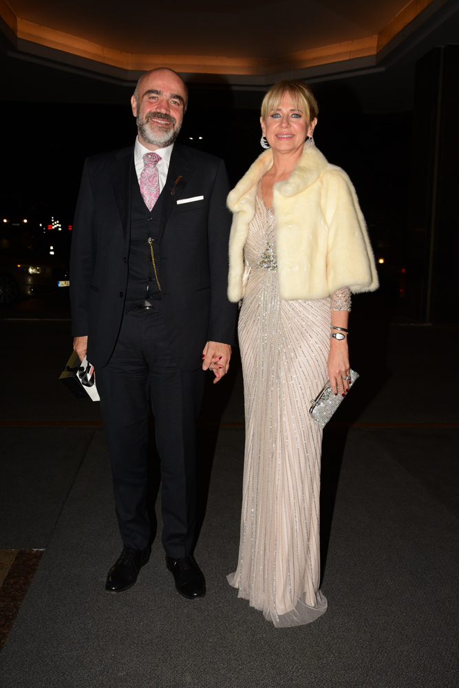 ALİ SUNAL VE NAZLI KURBANZADE EVLENDİ