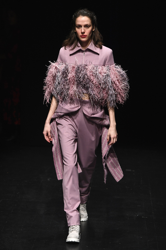 GENÇ TASARIMCILARDAN ŞOV