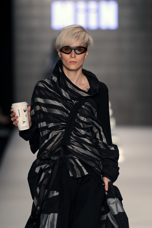 ÖZGÜN VE AKILDA KALICI