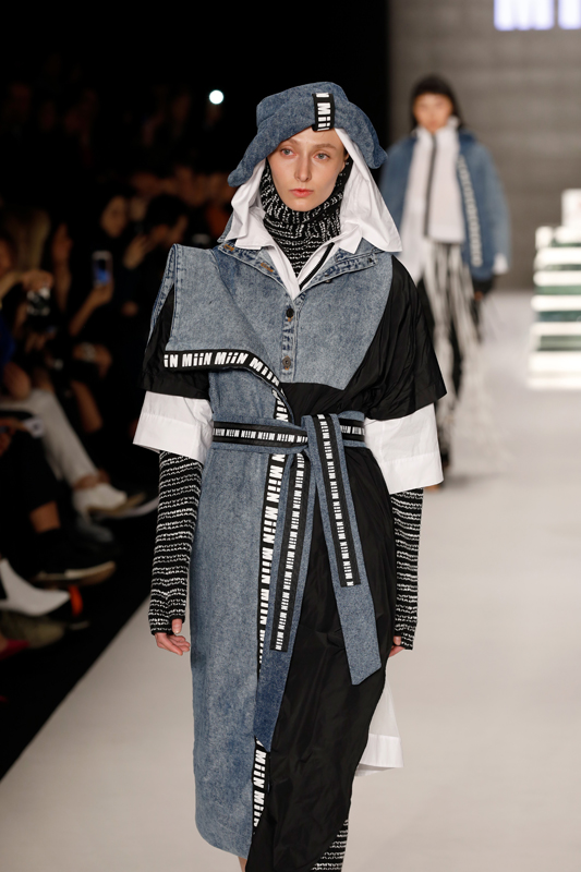 ÖZGÜN VE AKILDA KALICI