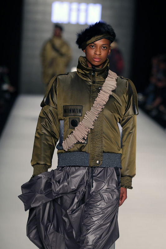 ÖZGÜN VE AKILDA KALICI