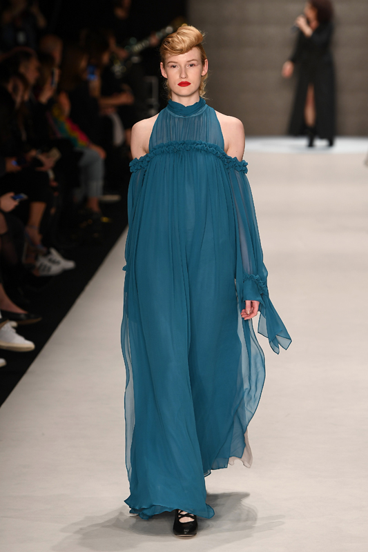 BELMA ÖZDEMİR AUTONOMOUS DEFİLESİ