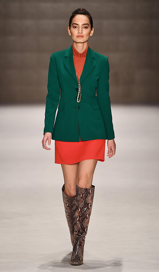 NİYAZİ ERDOĞANDAN KADIN KOLEKSİYONU