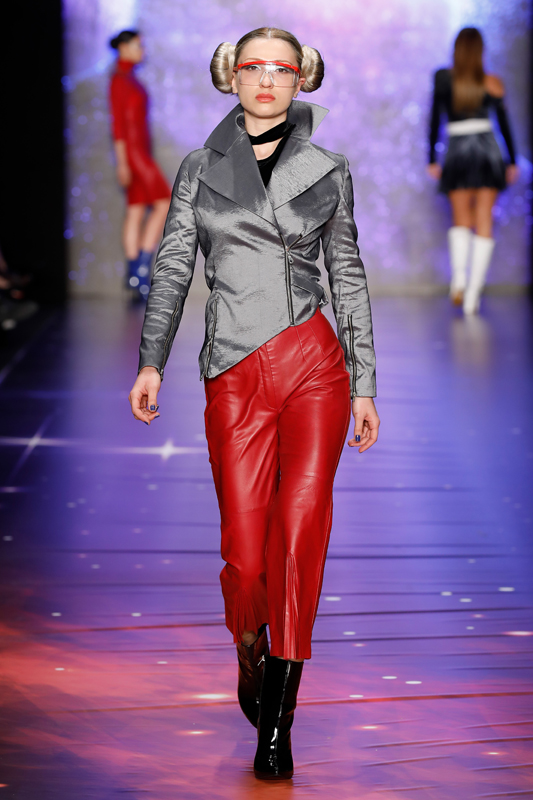 SIRADIŞI VE GİZEMLİ