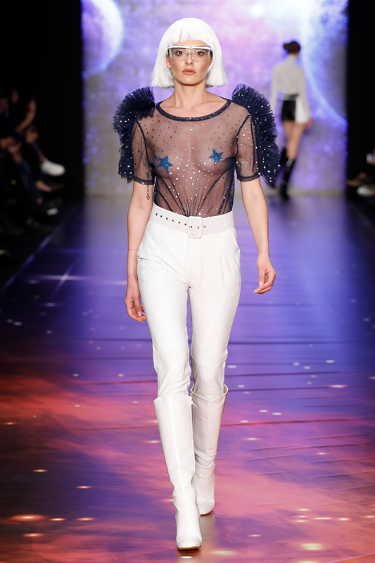 SIRADIŞI VE GİZEMLİ